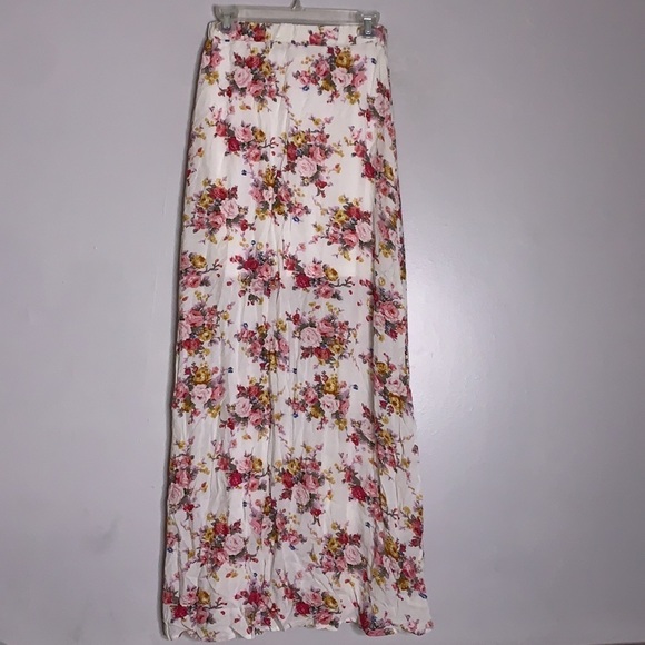 Reverse floral maxi button front skirt with front slit 90s style small - Picture 4 of 5